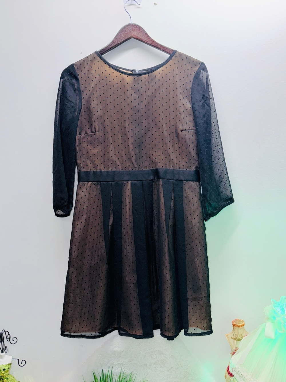 H&M Polka Dot Sheer Overlay Pleated Midi Black Tie Wedding Guest Ready Dress 👗